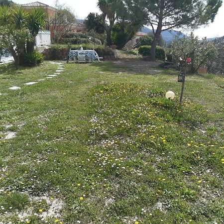 Appartement 3 Pieces Dans Villa Individuelle Falicon Kültér fotó