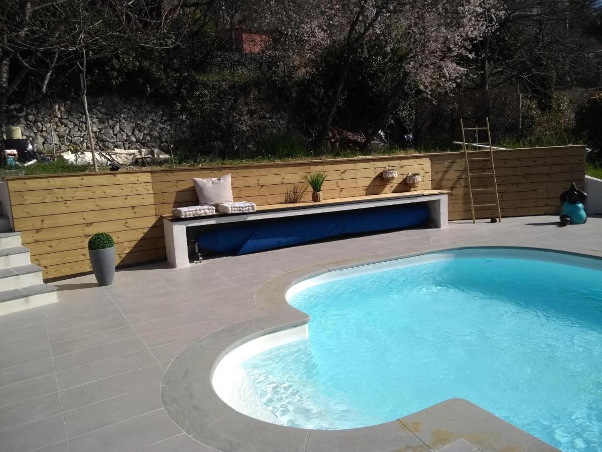 Appartement 3 Pieces Dans Villa Individuelle Falicon Kültér fotó